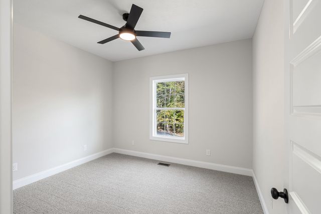 107 Stonebrook Dr, Shelbyville, TN 37160