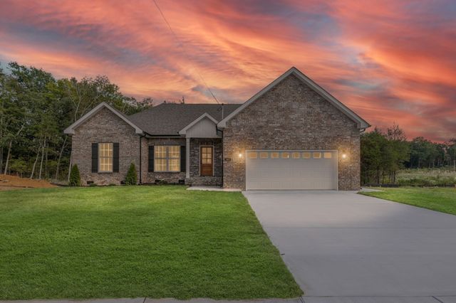 107 Stonebrook Dr, Shelbyville, TN 37160