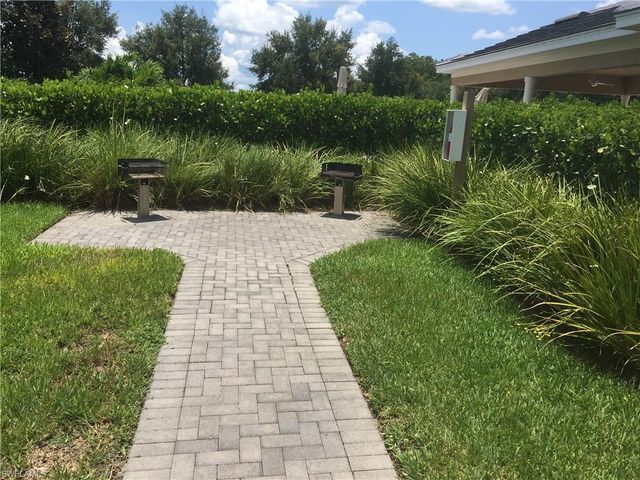 16550 Goldenrod LN # 103, Alva, FL 33920