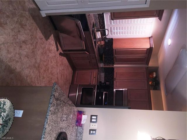 16550 Goldenrod LN # 103, Alva, FL 33920