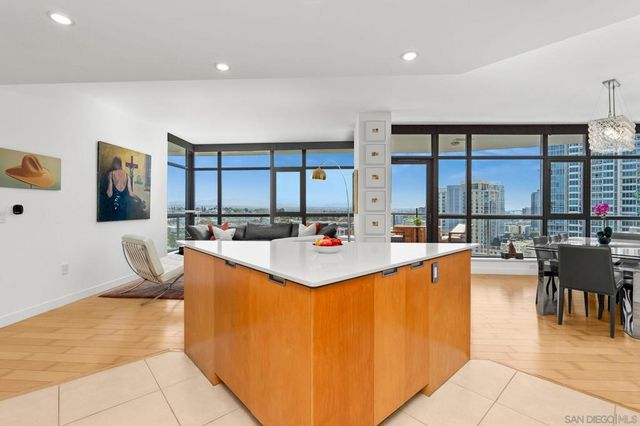 1441 9th Avenue 1602, San Diego, CA 92101