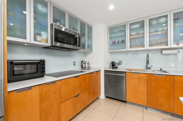 1441 9th Avenue 1602, San Diego, CA 92101
