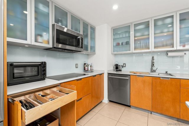 1441 9th Avenue 1602, San Diego, CA 92101