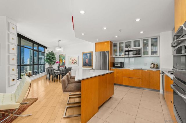 1441 9th Avenue 1602, San Diego, CA 92101