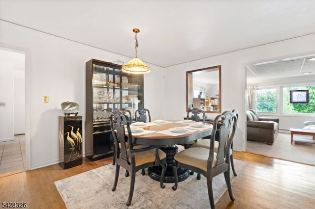 26 Devon Dr, West Orange Twp., NJ 07052