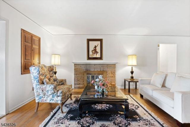 26 Devon Dr, West Orange Twp., NJ 07052