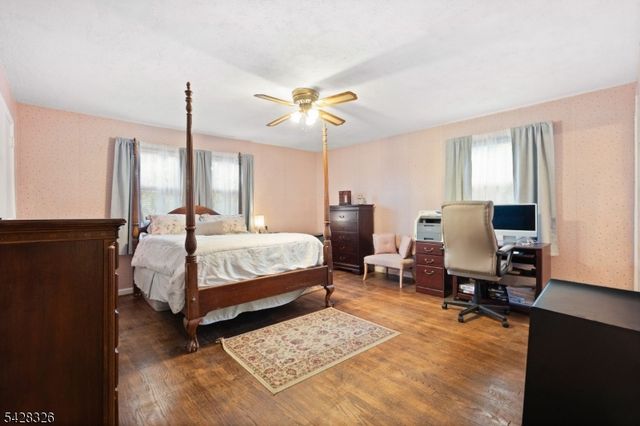 26 Devon Dr, West Orange Twp., NJ 07052