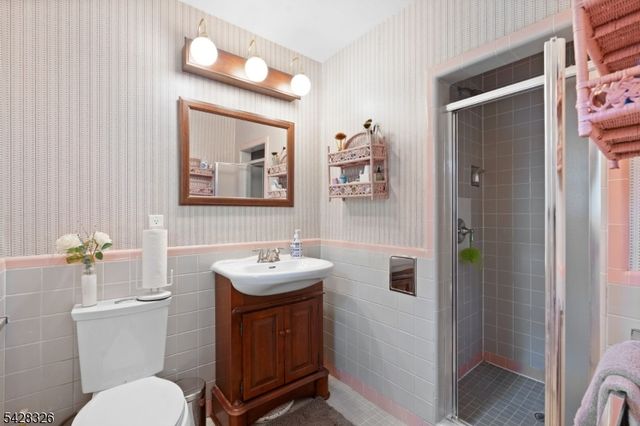 26 Devon Dr, West Orange Twp., NJ 07052