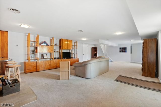26 Devon Dr, West Orange Twp., NJ 07052
