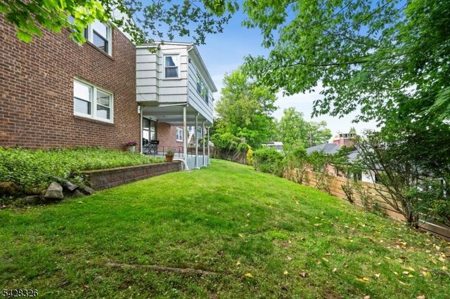 26 Devon Dr, West Orange Twp., NJ 07052
