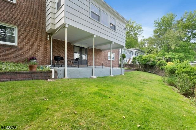 26 Devon Dr, West Orange Twp., NJ 07052