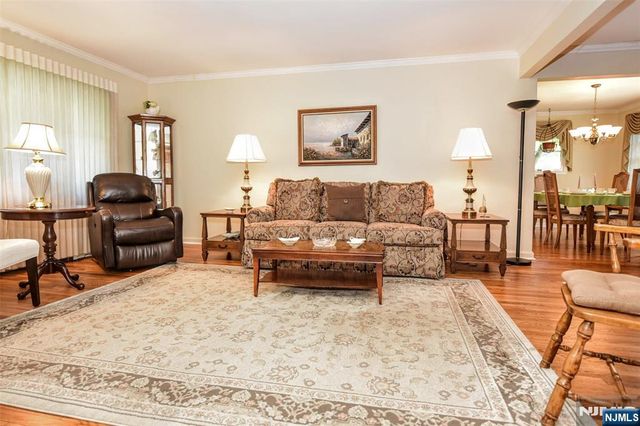 420 Park Avenue, Midland Park, NJ 07432