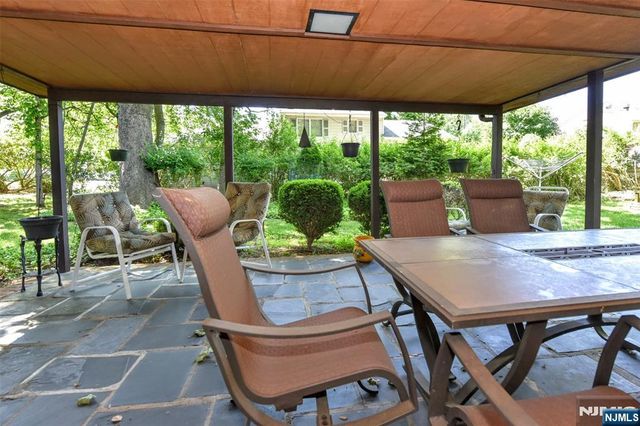 420 Park Avenue, Midland Park, NJ 07432
