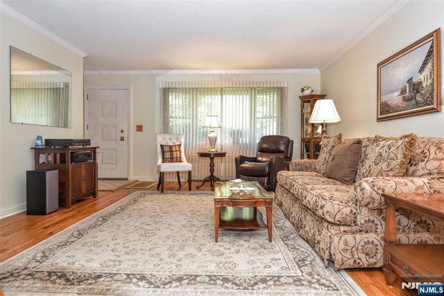 420 Park Avenue, Midland Park, NJ 07432