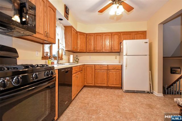 420 Park Avenue, Midland Park, NJ 07432