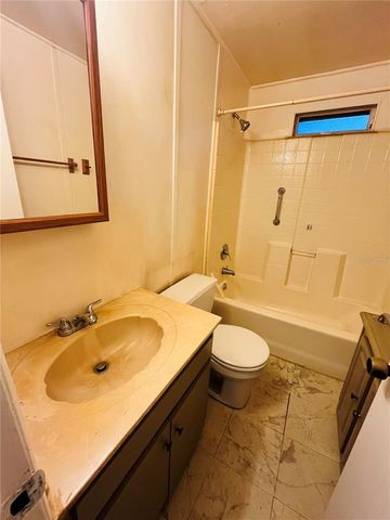5325 LIME AVENUE, Seffner, FL 33584