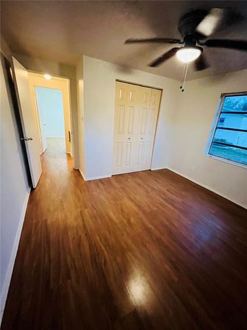 5325 LIME AVENUE, Seffner, FL 33584