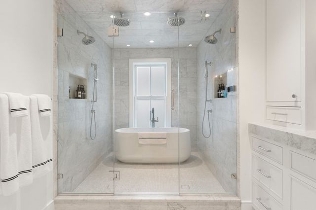 255 W Third 255, Boston, MA 02127