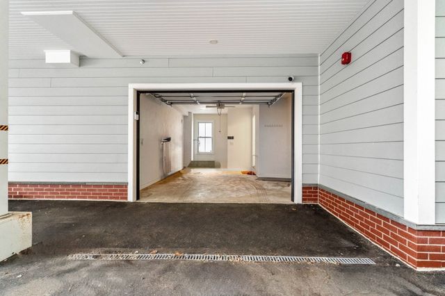 255 W Third 255, Boston, MA 02127