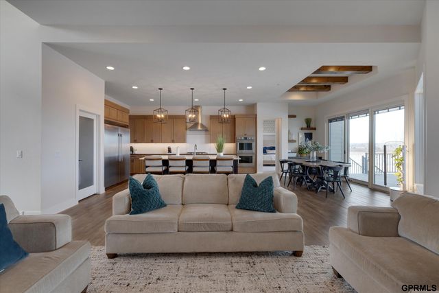 909 S 243 Street, Waterloo, NE 68069