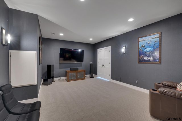 909 S 243 Street, Waterloo, NE 68069