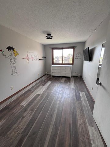 999 41st Avenue NE 302, Columbia Heights, MN 55421