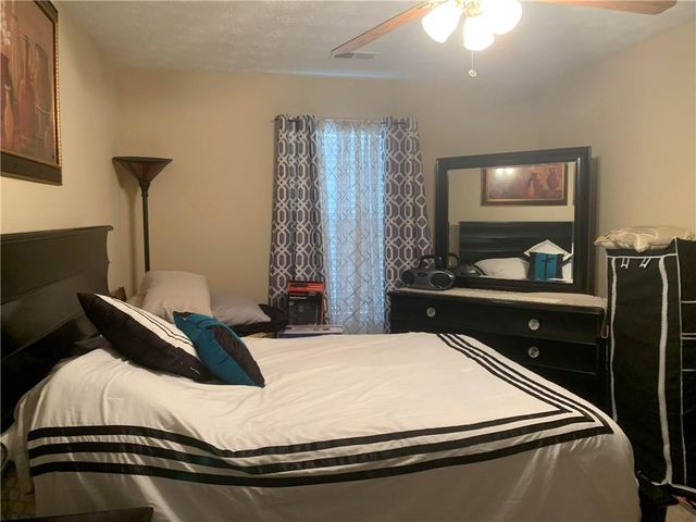 200 SYRACUSE Lane, Covington, GA 30016