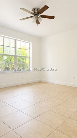 1421 NE 148th St 2, Miami, FL 33161