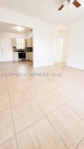 1421 NE 148th St 2, Miami, FL 33161