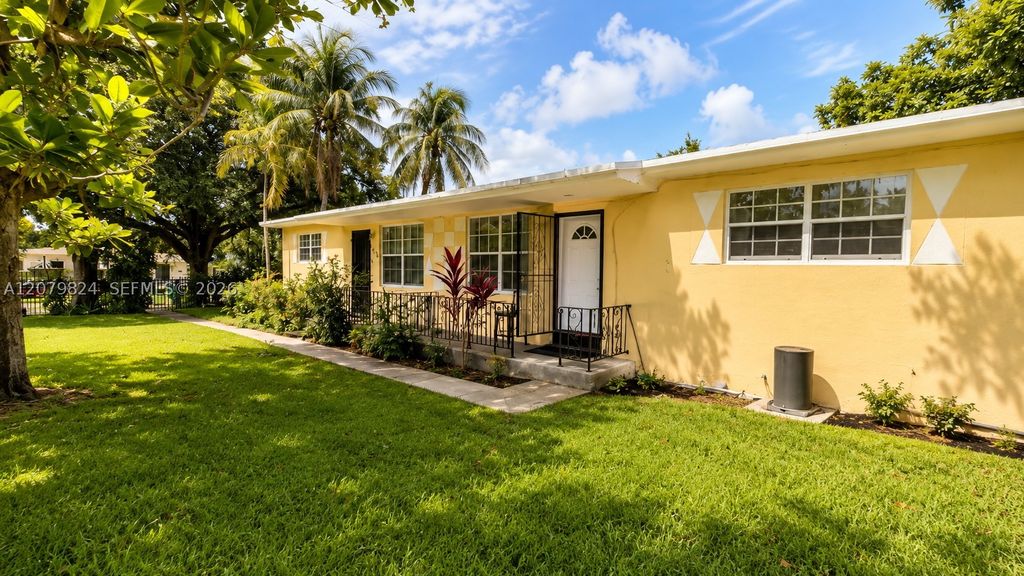1421 NE 148th St 2, Miami, FL 33161