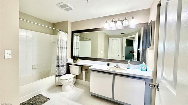 6481 Aragon WAY 305, Fort Myers, FL 33966