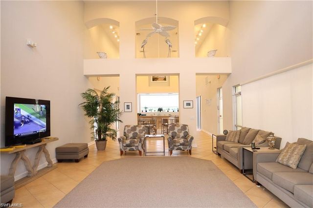 6481 Aragon WAY 305, Fort Myers, FL 33966