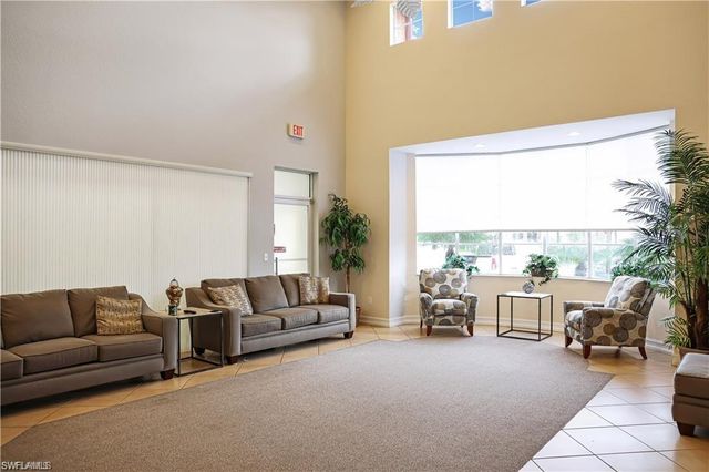 6481 Aragon WAY 305, Fort Myers, FL 33966