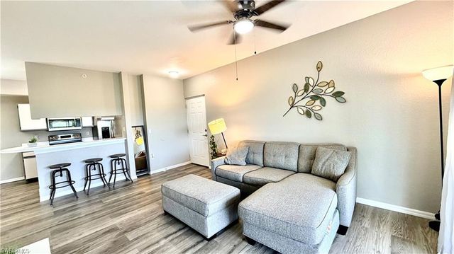 6481 Aragon WAY 305, Fort Myers, FL 33966