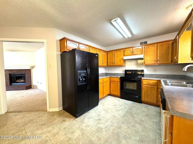 7779 S Chesterfield Drive, Southaven, MS 38671