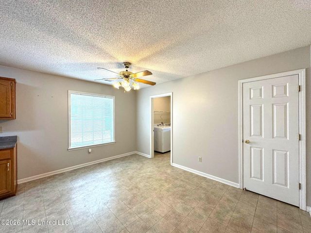 7779 S Chesterfield Drive, Southaven, MS 38671