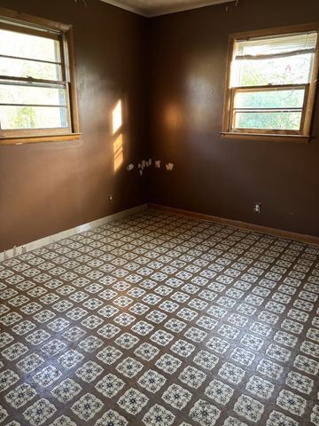 1711 N Grundy Quarles Hwy, Gainesboro, TN 38562