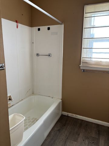 1711 N Grundy Quarles Hwy, Gainesboro, TN 38562