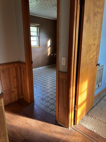 1711 N Grundy Quarles Hwy, Gainesboro, TN 38562