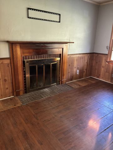 1711 N Grundy Quarles Hwy, Gainesboro, TN 38562