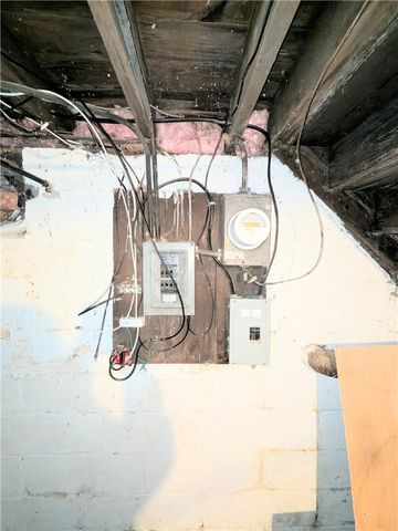 94 Peck Street, Rochester, NY 14609