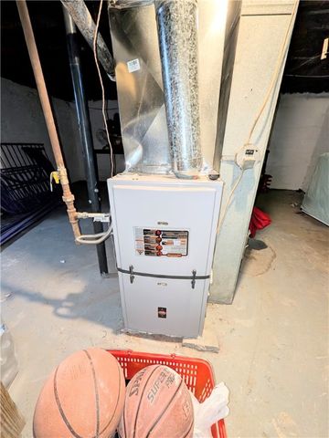 94 Peck Street, Rochester, NY 14609