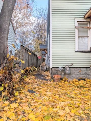 94 Peck Street, Rochester, NY 14609