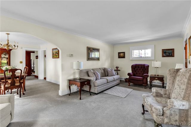 4 Hawthorne Ave, Tonawanda, NY 14223