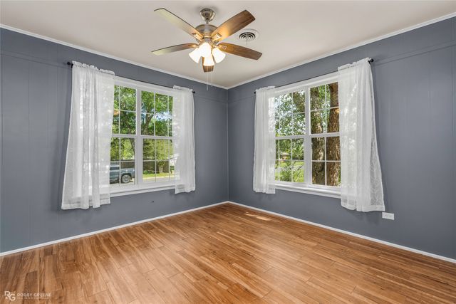 104 3rd Street NW, Springhill, LA 71075
