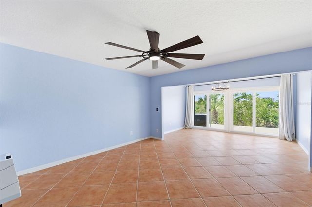 9438 TARA CAY COURT 27, Seminole, FL 33776