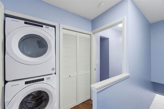 9438 TARA CAY COURT 27, Seminole, FL 33776