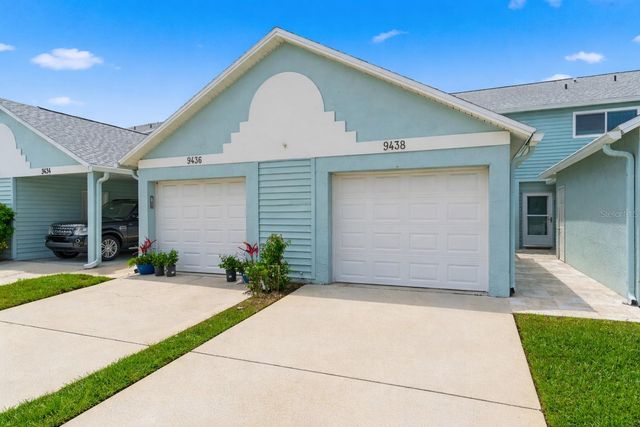 9438 TARA CAY COURT 27, Seminole, FL 33776