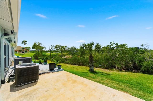 9438 TARA CAY COURT 27, Seminole, FL 33776