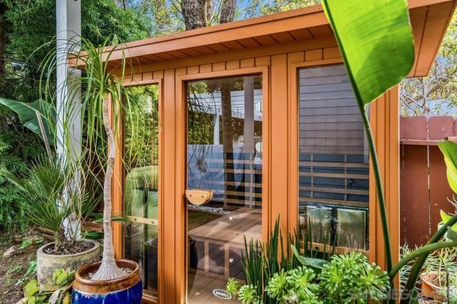 5247 Chelsea, La Jolla, CA 92037